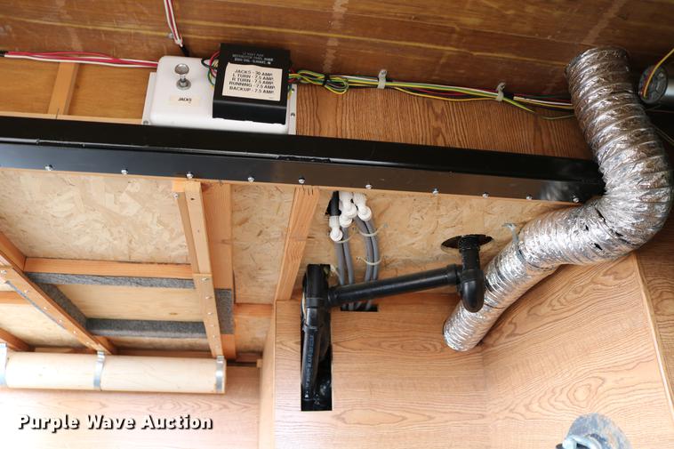 image for item DC3541 1996 Western Recreational Vehicles Alpenlite camper