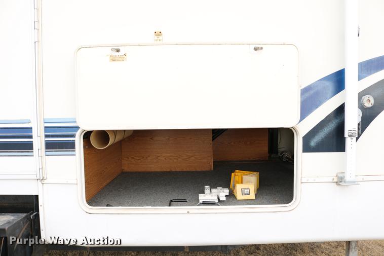 image for item DC3541 1996 Western Recreational Vehicles Alpenlite camper