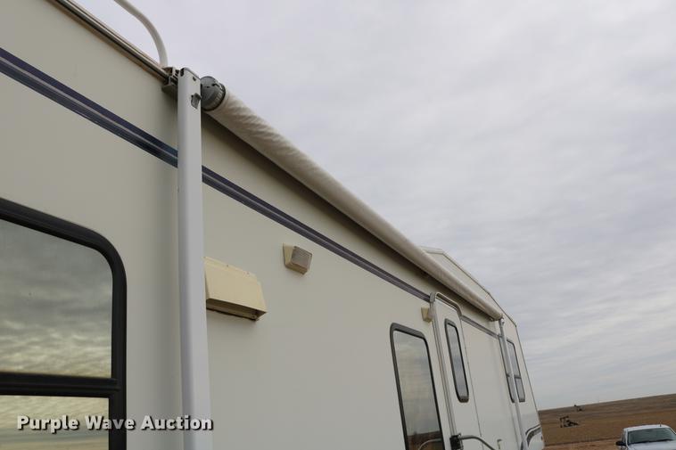 image for item DC3541 1996 Western Recreational Vehicles Alpenlite camper