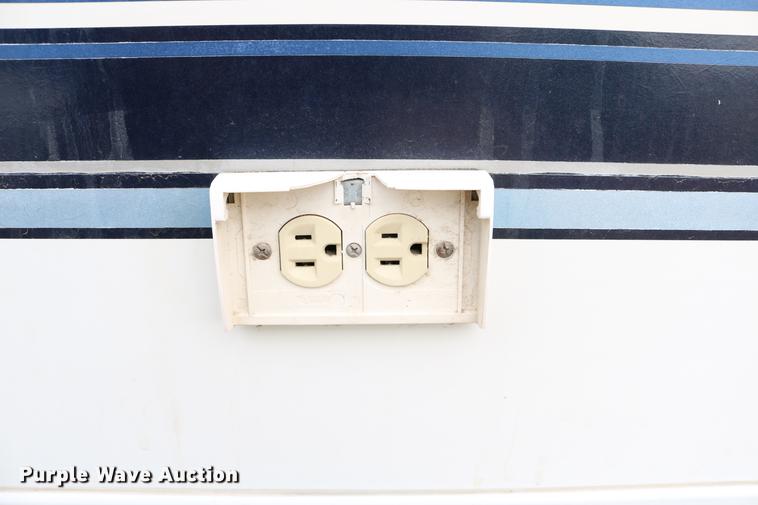 image for item DC3541 1996 Western Recreational Vehicles Alpenlite camper