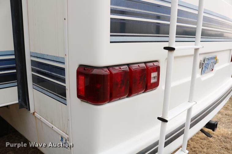 image for item DC3541 1996 Western Recreational Vehicles Alpenlite camper