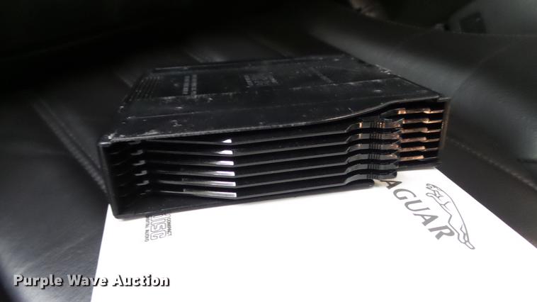 image for item DC5610 2001 Jaguar XK8 convertible