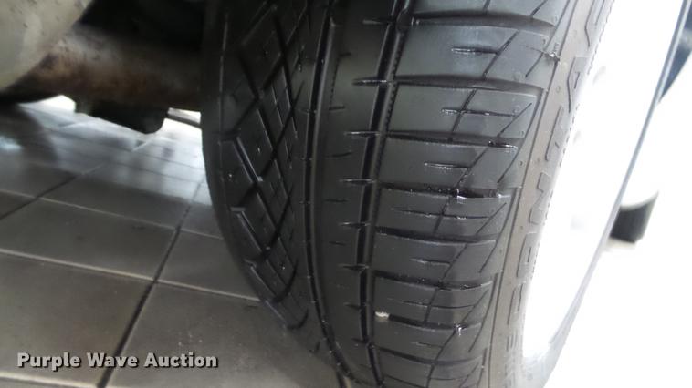 image for item DC5610 2001 Jaguar XK8 convertible