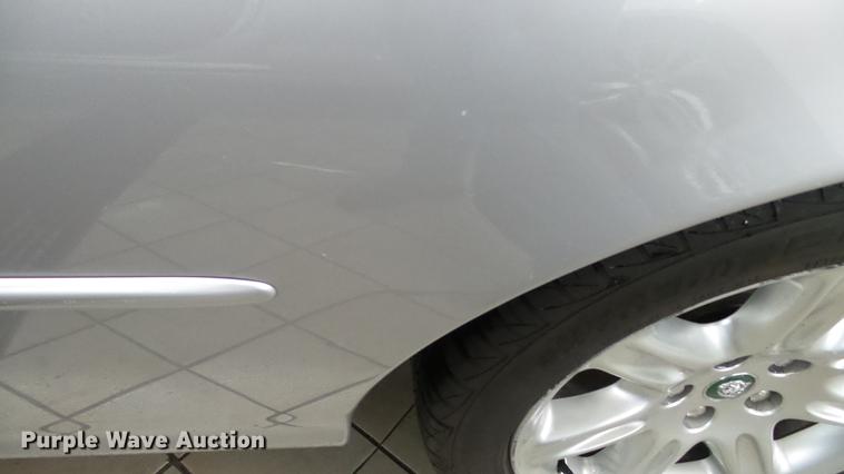 image for item DC5610 2001 Jaguar XK8 convertible