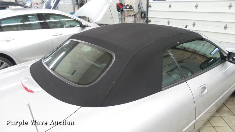 image for item DC5610 2001 Jaguar XK8 convertible