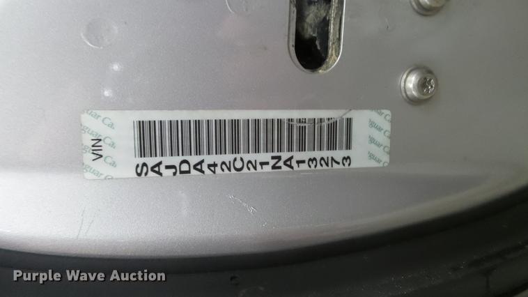 image for item DC5610 2001 Jaguar XK8 convertible