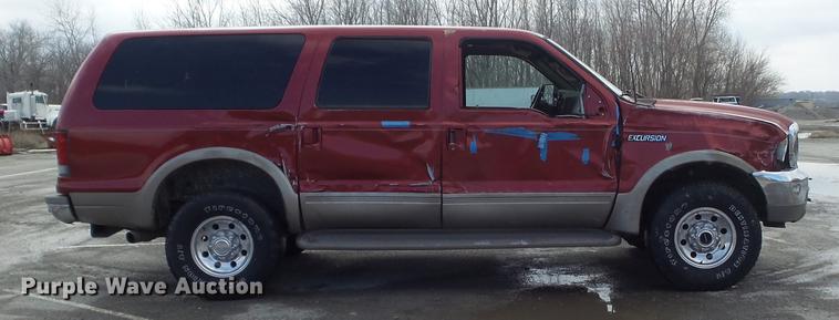 image for item DC7392 2000 Ford Excursion Limited SUV