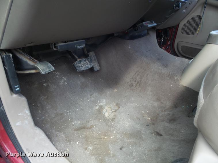 image for item DC7392 2000 Ford Excursion Limited SUV