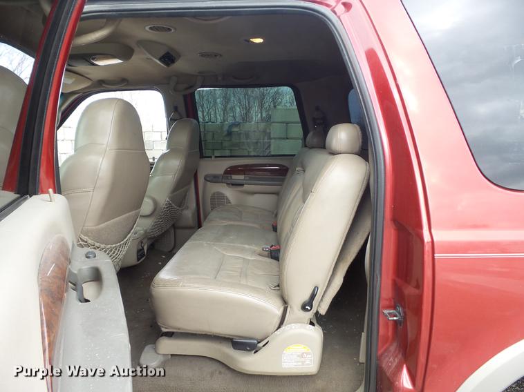 image for item DC7392 2000 Ford Excursion Limited SUV
