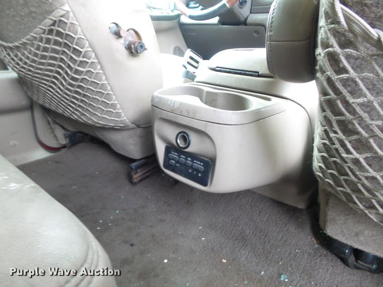 image for item DC7392 2000 Ford Excursion Limited SUV