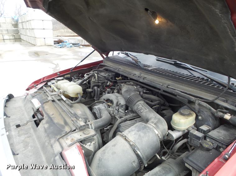 image for item DC7392 2000 Ford Excursion Limited SUV