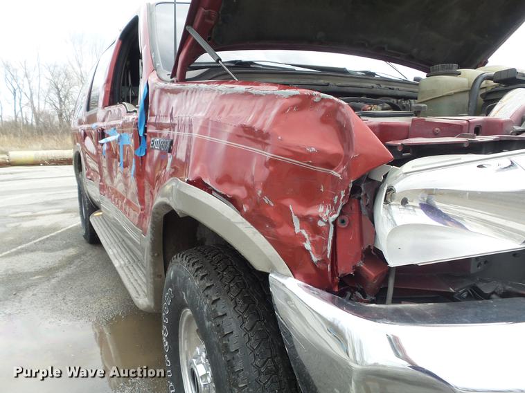 image for item DC7392 2000 Ford Excursion Limited SUV