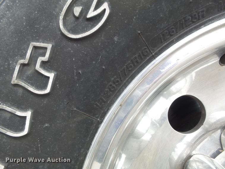 image for item DC7392 2000 Ford Excursion Limited SUV