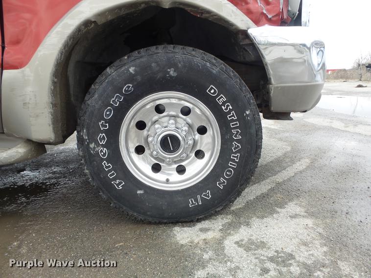 image for item DC7392 2000 Ford Excursion Limited SUV