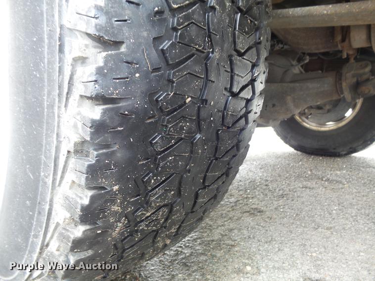 image for item DC7392 2000 Ford Excursion Limited SUV