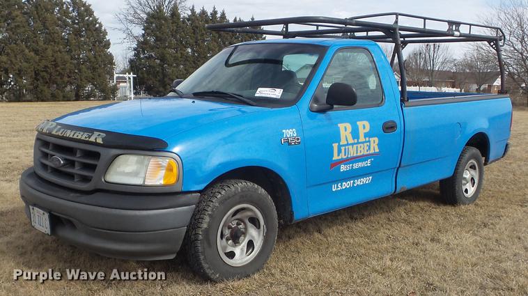 image for item DC7409 2003 Ford F150 XL pickup truck