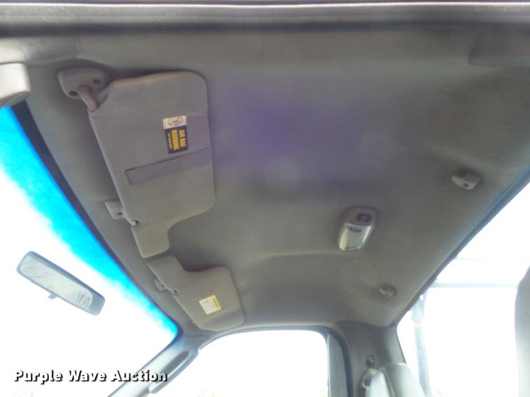 image for item DC7409 2003 Ford F150 XL pickup truck