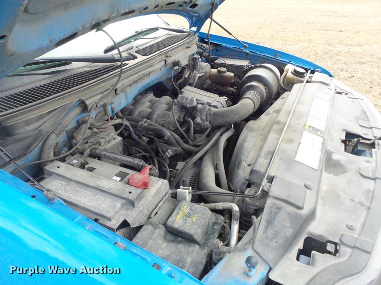 image for item DC7409 2003 Ford F150 XL pickup truck