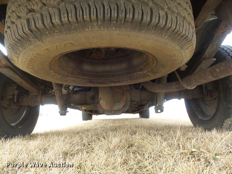 image for item DC7409 2003 Ford F150 XL pickup truck