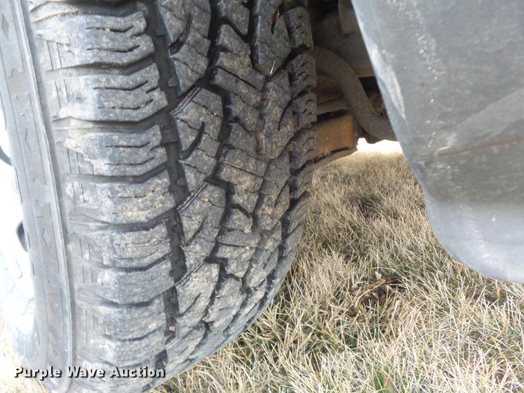 image for item DC7409 2003 Ford F150 XL pickup truck