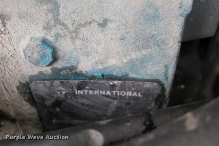 image for item DC7717 2004 International 7500 box truck