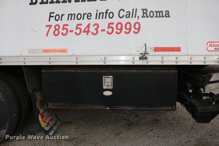 image for item DC7717 2004 International 7500 box truck