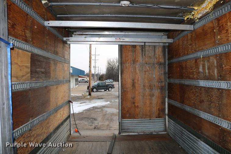 image for item DC7717 2004 International 7500 box truck