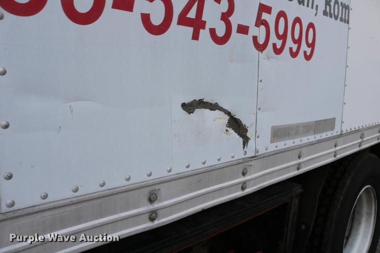 image for item DC7717 2004 International 7500 box truck
