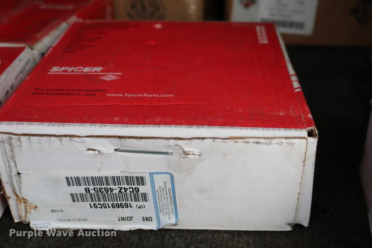 image for item DC7717 2004 International 7500 box truck