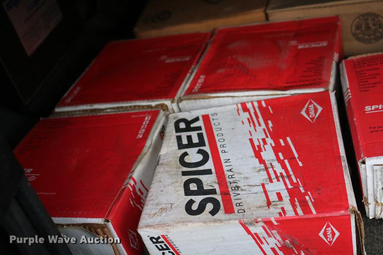 image for item DC7717 2004 International 7500 box truck