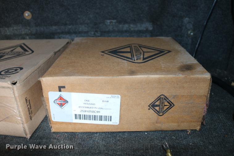 image for item DC7717 2004 International 7500 box truck