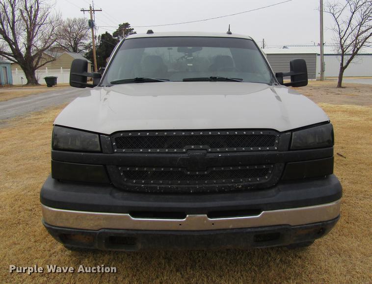 image for item DC8256 2005 Chevrolet Silverado 1500 Ext. Cab pickup truck