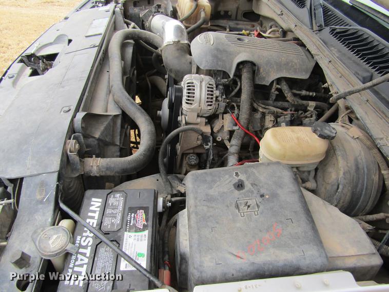 image for item DC8256 2005 Chevrolet Silverado 1500 Ext. Cab pickup truck