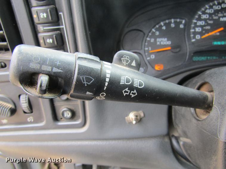 image for item DC8256 2005 Chevrolet Silverado 1500 Ext. Cab pickup truck