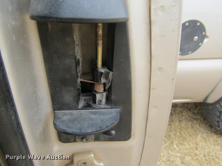 image for item DC8256 2005 Chevrolet Silverado 1500 Ext. Cab pickup truck