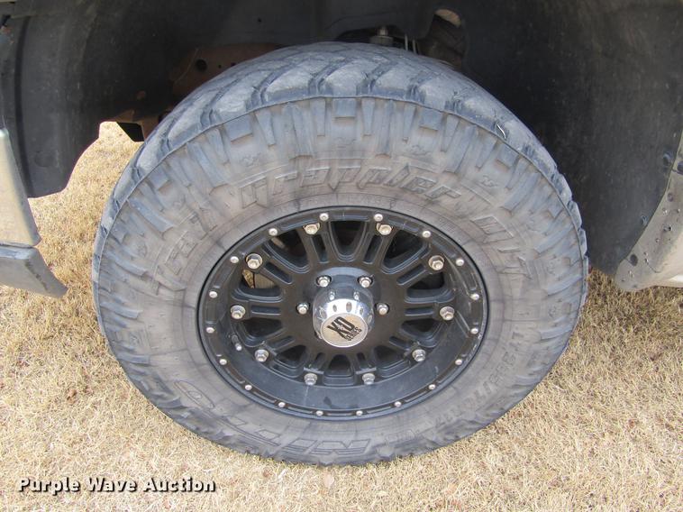 image for item DC8256 2005 Chevrolet Silverado 1500 Ext. Cab pickup truck