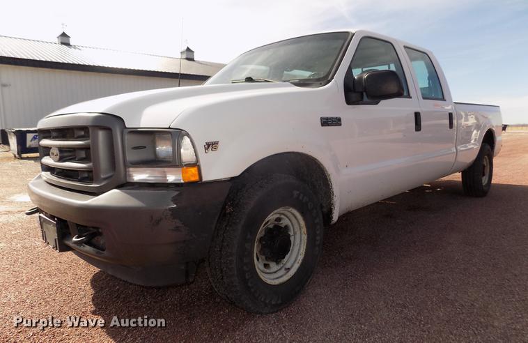 image for item DD2880 2002 Ford F350 Super Duty XL Crew Cab pickup truck