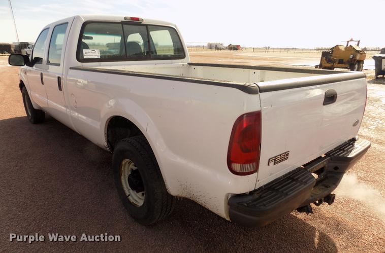 image for item DD2880 2002 Ford F350 Super Duty XL Crew Cab pickup truck