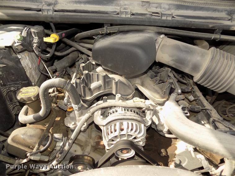 image for item DD2880 2002 Ford F350 Super Duty XL Crew Cab pickup truck