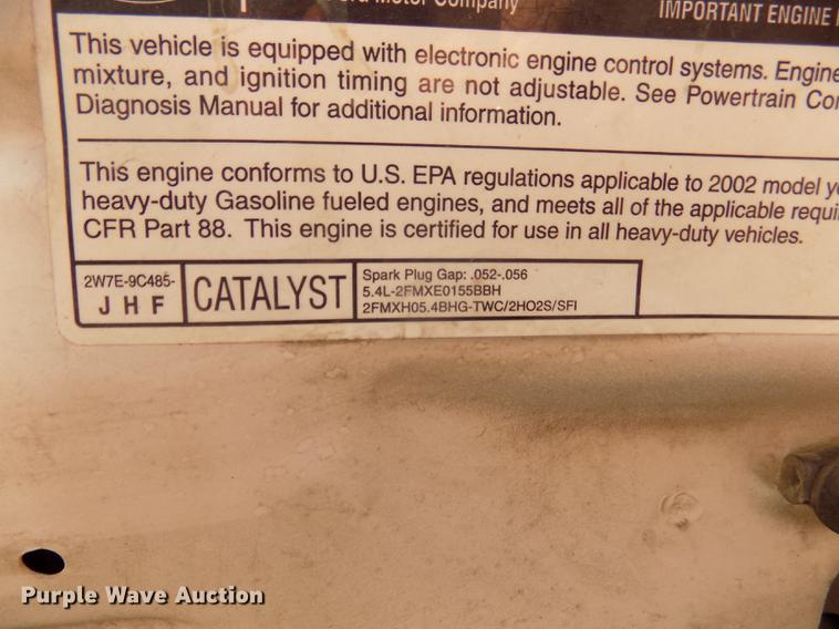 image for item DD2880 2002 Ford F350 Super Duty XL Crew Cab pickup truck