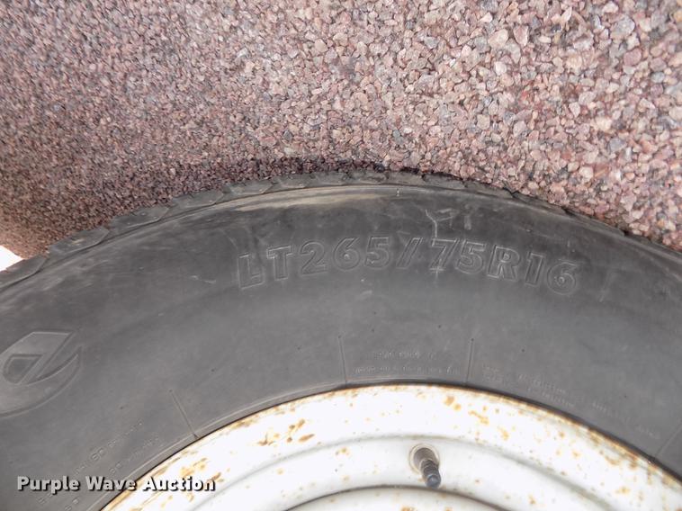 image for item DD2880 2002 Ford F350 Super Duty XL Crew Cab pickup truck