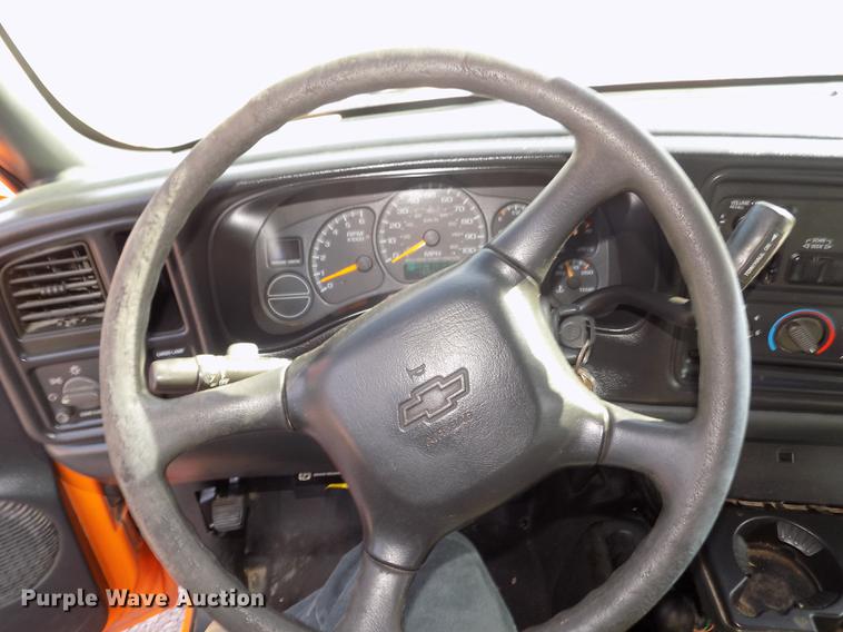 image for item DD2883 1999 Chevrolet Silverado 1500 Ext. Cab pickup truck