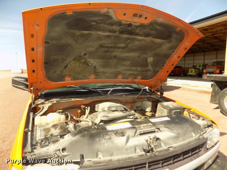 image for item DD2883 1999 Chevrolet Silverado 1500 Ext. Cab pickup truck