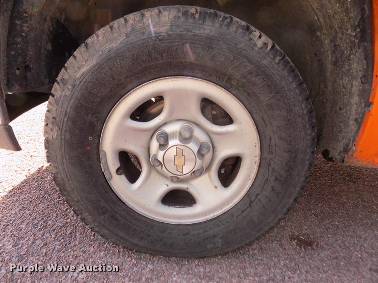 image for item DD2883 1999 Chevrolet Silverado 1500 Ext. Cab pickup truck