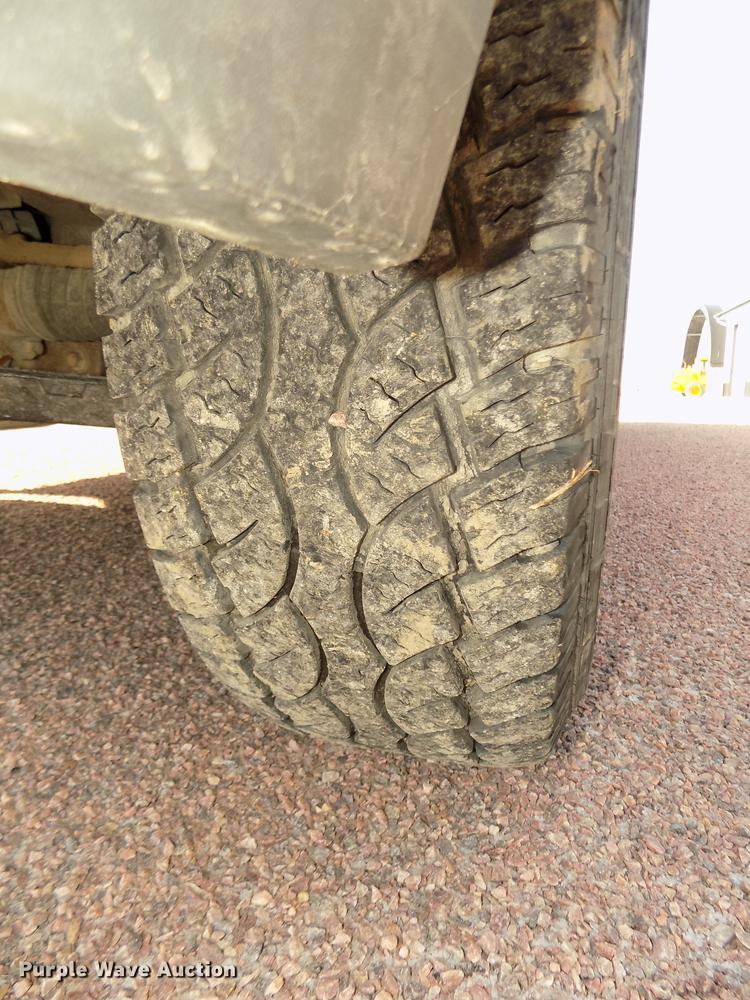 image for item DD2883 1999 Chevrolet Silverado 1500 Ext. Cab pickup truck