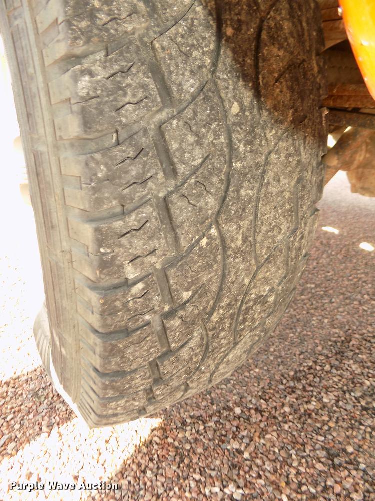 image for item DD2883 1999 Chevrolet Silverado 1500 Ext. Cab pickup truck