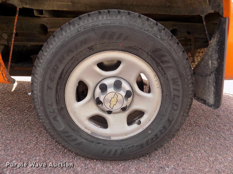 image for item DD2883 1999 Chevrolet Silverado 1500 Ext. Cab pickup truck