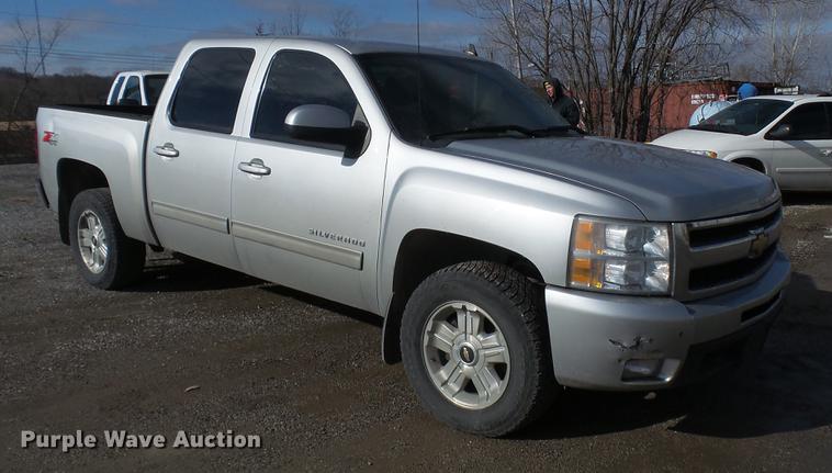 image for item DD9023 2011 Chevrolet Silverado 1500 Crew Cab pickup truck