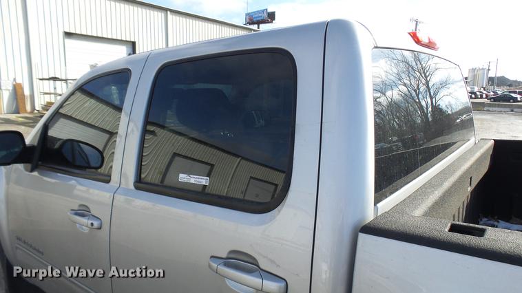 image for item DD9023 2011 Chevrolet Silverado 1500 Crew Cab pickup truck