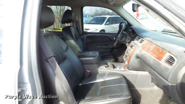 image for item DD9023 2011 Chevrolet Silverado 1500 Crew Cab pickup truck